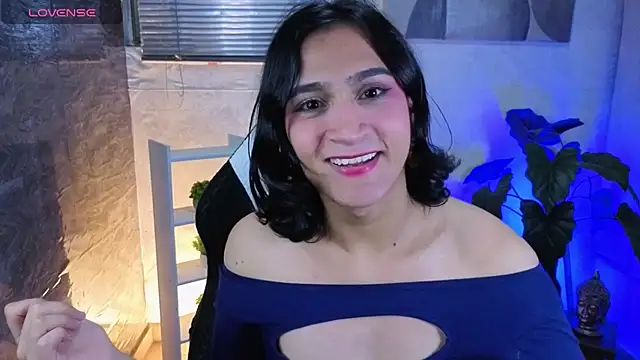 zoee_kiss_ - Zoee_Kiss_'s free webcam - UK Sex Cams