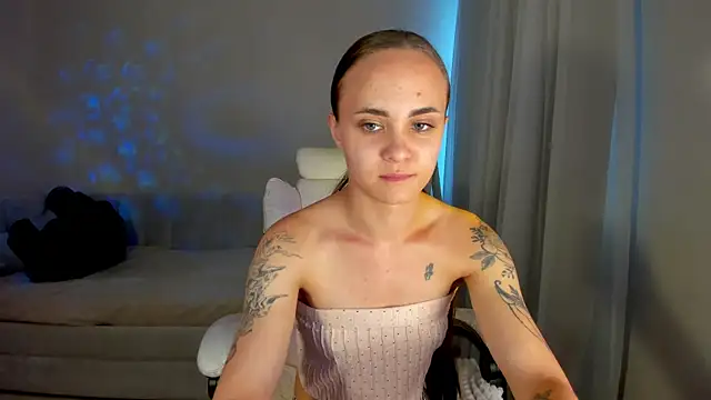 Black_Dollarss webcam