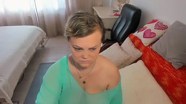MildMature webcam