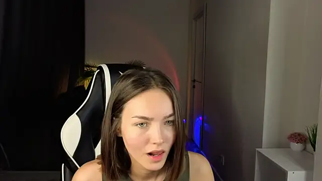 Leslie_Scott webcam