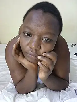 Horny_wifey254 webcam
