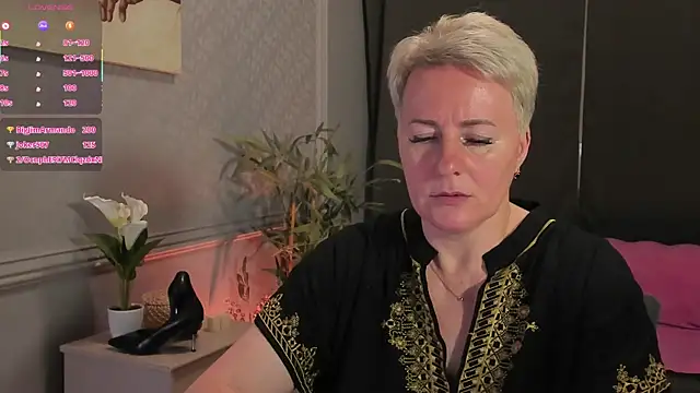 Nika_Smit webcam
