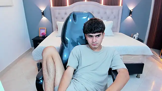 Tommy18__ webcam