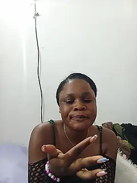 BlondieBitch webcam