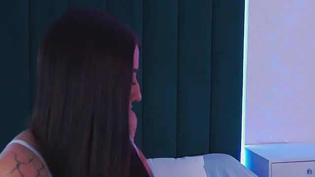 Luna_Olsen webcam
