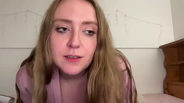 pattyworld69 (F young) - spank 50x + wink butthole