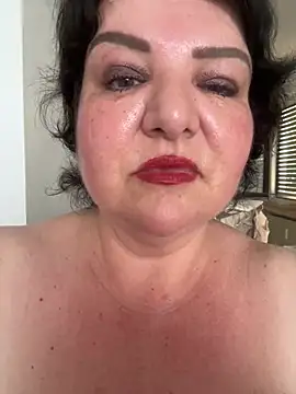 curvymilfmicha webcam