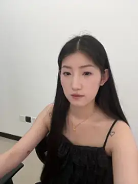Mina_168 webcam