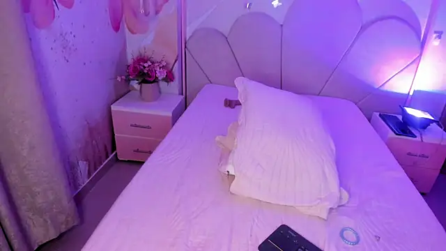 Millieskinny18 webcam
