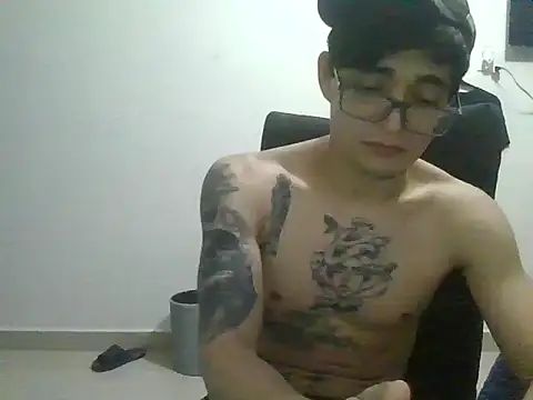 9EddieBoi4 webcam