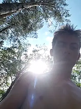 shifterxlisa (M twink) - Jerk off in the park