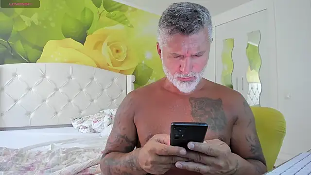 BlowMyXXL webcam