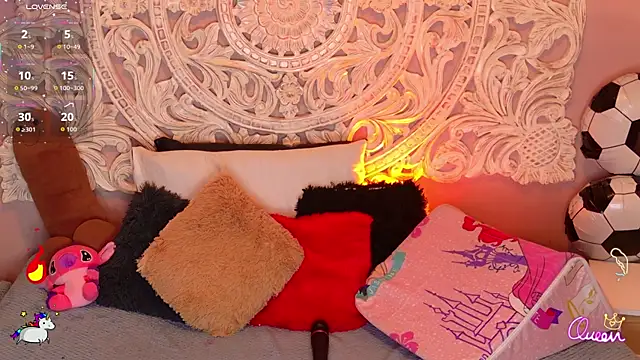 malaikabrown (F young) - 🎀 Tie & fuck my breasts