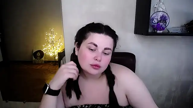 Emily_Mo webcam