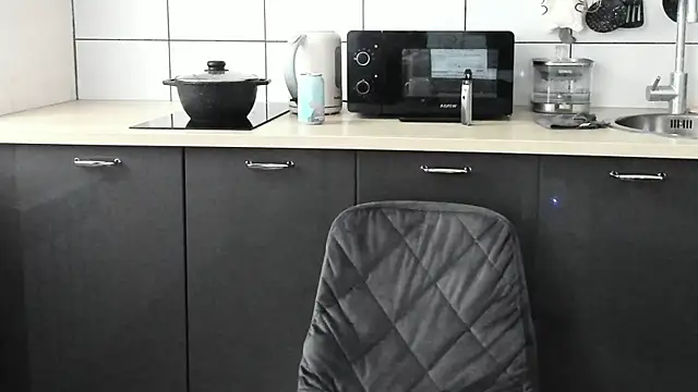 Dark_Moni webcam