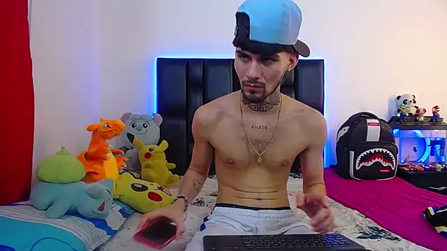 Brutal_Sex_Fucki... Live Webcam on Stripchat