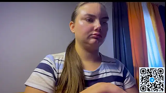 Dreamyblushfairy webcam