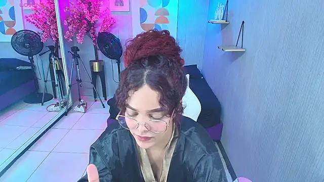 Maggy_t18 webcam