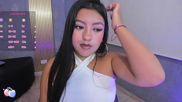 Laulin_tay webcam