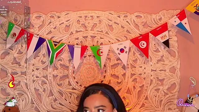 MalaikaBrown webcam