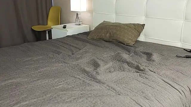 DanikaGudinas webcam