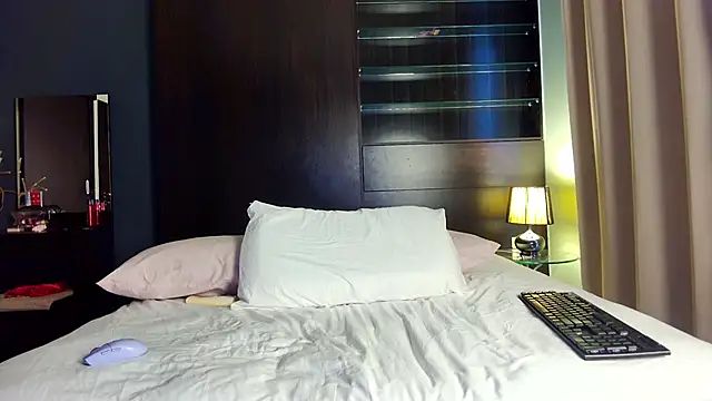 bl4ckdoll_ webcam