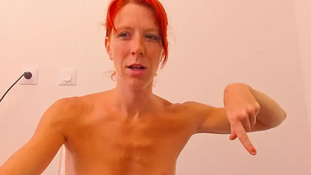 PoppyBoop webcam