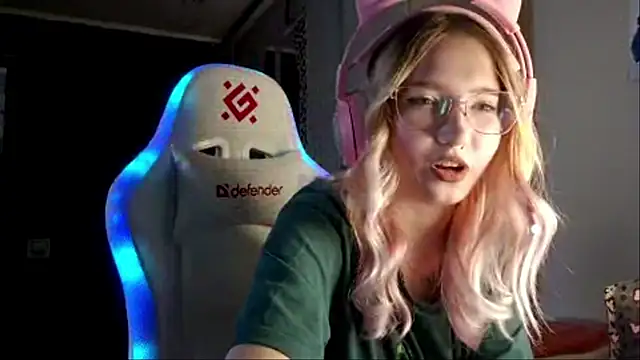 FunnyLila webcam
