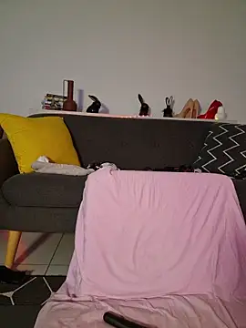 AryaSummersReal webcam