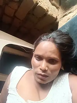 cute_diya_12 webcam