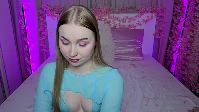 LilyStarlight webcam