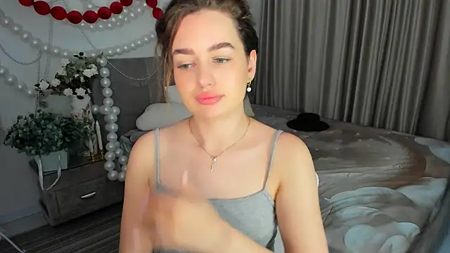 MiracleCurly webcam