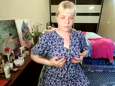 Lia_Laguna77 webcam