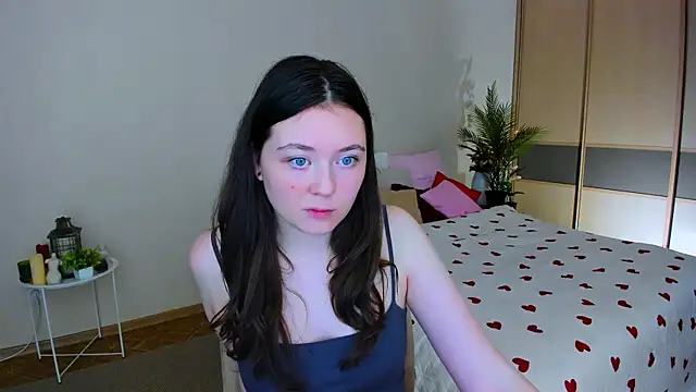 AlluringLookk webcam