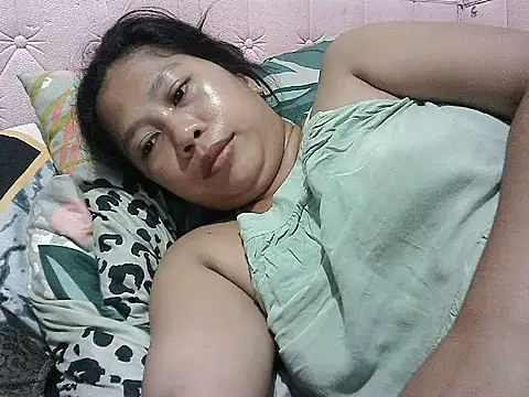 Pilipinalyn23 webcam