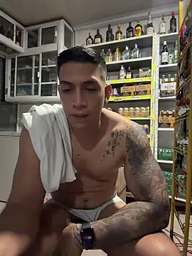 OliverWest04 webcam