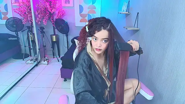 Maggy_t18 webcam