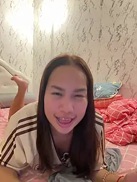 Ponthip webcam