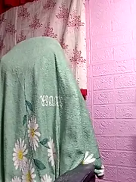 Cutie_body11 webcam