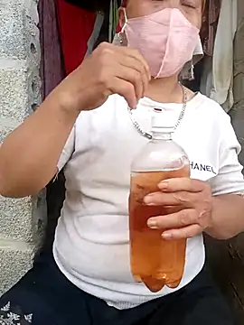YeuAnhbigcock webcam