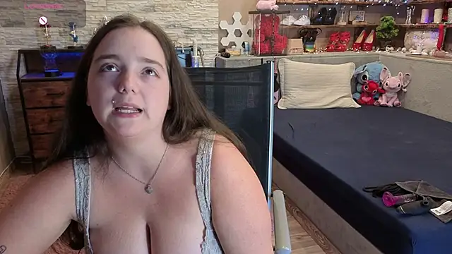 Kimberly-Caprice webcam