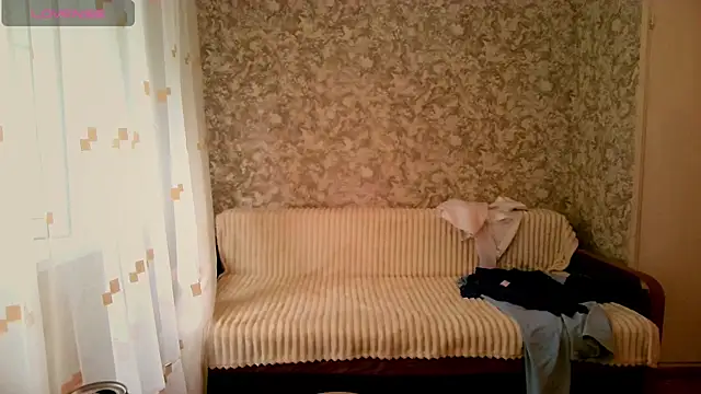 LadyKriss webcam