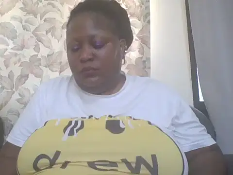 fat_ebonyqueen webcam