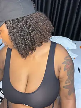 Honeylust26 webcam