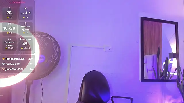 SckarletBloom webcam