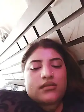 Sanaya_Gil webcam