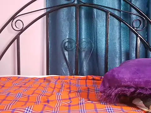 Sweet-razzy webcam