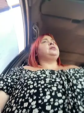 LadyDreams11 webcam