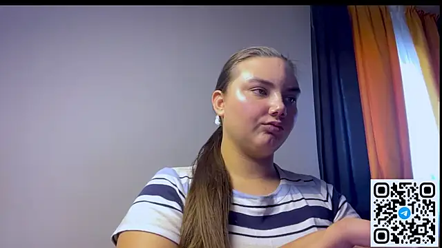 Dreamyblushfairy webcam