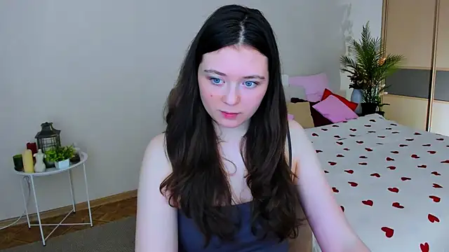 AlluringLookk live cam on StripChat